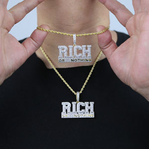 จี้รูปตัวอักษรแบบฮิปฮอปประดับมอสซาไนต์ คุณภาพสูง งานแฮนด์เมด เงินแท้ 925 ชุบโรเดียม ทรงเหลี่ยมเจียระไน - Product Image 4