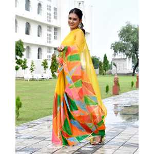 Sari jaune multicolore taille unique pour femme Resha, en organza et mousseline de soie, imprimé numériquement, polyvalent et élégant - Product Image 1