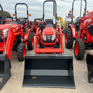 Mini Tractor Profesional Kioti, Potente Equipo Agrícola Compacto para Agricultura, Jardinería y Trabajo de Campo - Product Image 1