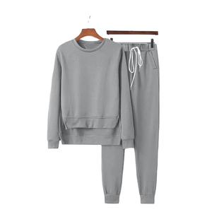 Ensemble de survêtement de luxe tendance pour femme, survêtement en molleton personnalisé et ensemble de jogging élégant, vêtements de sport haut de gamme, ensemble de survêtement de haute qualité - Product Image 6