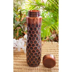 Bouteille d'eau en cuivre gaufré nid d'abeille, finition antique, artisanale, étanche, réutilisable, bouteille à boire ayurvédique - Product Image 3