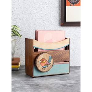 Revistero de Madera de Cedro Hecho a Mano con Motivos Coloridos - Venta al por Mayor - Product Image 1