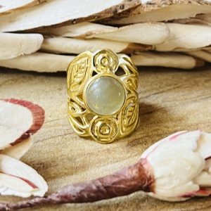 Fashionable Design Prehnite <b>Rings</b> Boho Floral Bands Brass <b>Ring</b> For Women 18k <b>Gold</b> Plated Botanical <b>Cocktail</b> Wholesale/OEM/ODM - Product Image 4