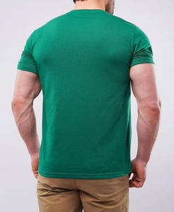 Camiseta de manga corta para hombre con cuello redondo, 220g, diseño sólido con logo personalizado frontal e impresión, tela satinada transpirable de secado rápido - Product Image 3