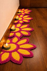 Ensemble de 6 tapis d'escalier en laine de qualité Rangoli |   Tapis d'escalier décoratif floral de 12 pouces pour la maison, décoration de Diwali, mariage, festival - Product Image 1