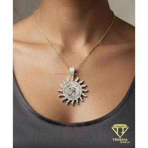 1. Collar de Lujo Estilo Hip Hop con Colgante Redondo con Diseño de Sol y Símbolo Antiguo, Diamante Cultivado en Laboratorio, Plata de Ley 925 - Product Image 3