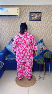 ชุดเซ็ตผ้าฝ้ายพิมพ์ลายสไตล์สาวออฟฟิศสำหรับผู้หญิง |   เสื้อครอปและกางเกงเหนือเข่า |   กระเป๋าข้างเดียว |   ไซส์ S-10XL - Product Image 2