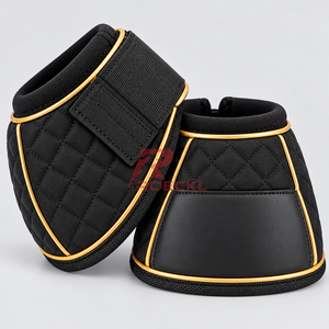 Botas ligeras para caballos que ofrecen un uso cómodo, cierre duradero y protección práctica para los pezuñas durante el entrenamiento. - Product Image 6