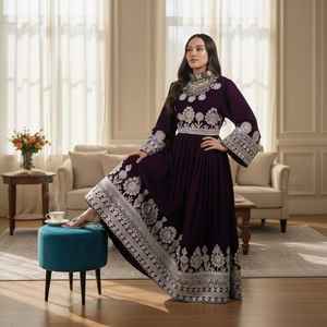 Vestidos de novia estilo afgano Kuchi, los más vendidos, con diseño de bordado simple y decoraciones de encaje con diamantes. - Product Image 2