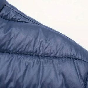 Chaqueta clásica de invierno para hombre, estilo casual, diseñada para brindar calidez, estilo y comodidad durante todo el día, a precio de mayoreo. - Product Image 6