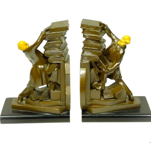 Porte-livres élégants en laiton de style Art Déco, avec des lignes fluides et une finition polie, d'un éclat vintage. Disponible aux prix de gros. - Product Image 3