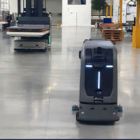 Robot aspirateur industriel autonome pour le nettoyage des sols en usine et entrepôt, balayage, lavage et aspiration
