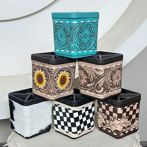 Portalápices Cuadrado de Cuero Genuino Hecho a Mano con Diseño a Cuadros Blanco y Negro, Estilo Occidental, Accesorio de Escritorio - Product Image 5