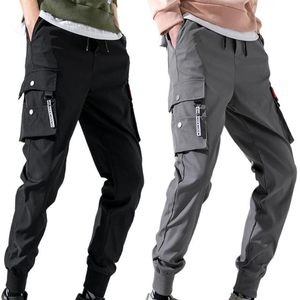 Pantalon cargo ample pour homme avec plusieurs poches, idéal pour le streetwear et les tenues de week-end - Product Image 6