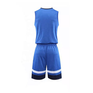 Uniforme de Baloncesto Juvenil Reversible Personalizable Hecho en Pakistán 2026, Diseño de Talla Grande, Uniforme de Baloncesto Sublimado - Product Image 6