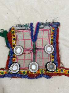 Lote de 50 Piezas de Apliques Bordados Tradicionales Banjara para Cuello de Camisa, Parches para Coser - Product Image 4