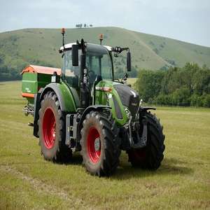 Tractor Usado Original Alemán Fendt Serie 700 Gen6 720/724/726 Vario, Maquinaria Agrícola en Buen Estado, Disponible Ahora en Stock - Product Image 3