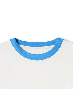 เสื้อยืดคอกลมโอเวอร์ไซส์คุณภาพพรีเมียม ผ้าฝ้าย 100% หนา 240gsm ทรงหลวม ตกไหล่ แต่งคอริบตัดสี สำหรับผู้ชาย รับผลิตแบบ OEM - Product Image 2