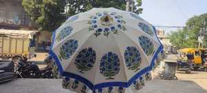 Sombrilla de Algodón con Estampado a Mano |   Sombrilla de Jardín con Diseño Floral |   Sombrilla de Sol Hecha a Mano |   Sombrilla Decorativa para Bodas |   Sombra para Exteriores - Product Image 4