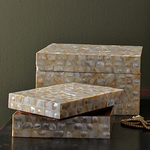 Boîte à bijoux en bois de qualité supérieure, artisanale, avec incrustation de nacre, décorative, fabriquée à la main, à bas prix. - Product Image 1