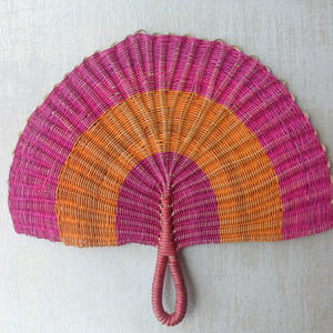 Décoration murale tendance, éventail en rotin coloré, éventail tissé à la main de qualité supérieure, livraison rapide - Product Image 6