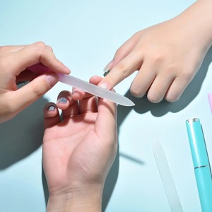 1Pc Crystal Glass Nail <b>File</b> <b>Case</b> Mini Nail <b>File</b> Set 180 Grit Disposable Double-Sided Straight Pattern Professional Nail Care - Product Image 5