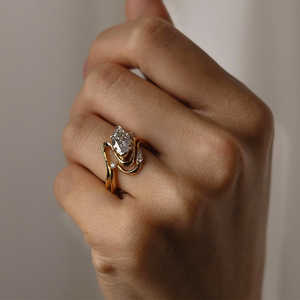 Bague de fiançailles en diamant taille marquise de 1,56 ct sertie en or jaune 14 carats, demi-alliance de mariée, bijoux fins faits à la main - Product Image 4