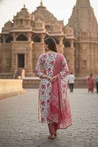 Ensemble Kurti Pantalon Dupatta 3 Pièces Premium pour Femmes, Tenue Ethnique Élégante pour le Quotidien et les Soirées - Product Image 5