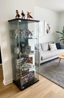 Vitrine Moderne de Luxe Simple en Verre Trempé avec Rangement et Design Cubique pour la Décoration Intérieure, la Vente au Détail et les Expositions Muséales