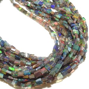 Cuentas de Ópalo Etíope Negro - Multicolor - Forma Cuadrada Acolchada - Para la Fabricación de Joyas - Hilo de 16 Pulgadas - 2-3MM Aprox. - Piedra Natural - Product Image 1