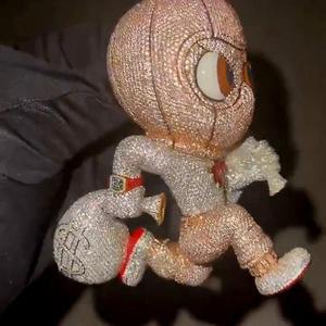 KRISHNAVI KP-125 Collar con Colgante de Letra con Diamantes de Imitación de Lujo, Chapado en Oro de 14K, Joyería Hip Hop Unisex - Product Image 1