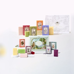 Savons en gros VINGT NEUF ST HONORE Savon parfumé coréen K-Beauty 1779 Royal 135g 8 pièces Fabriqué en Corée - Product Image 2