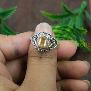 Bague en argent sterling 925 avec citrine jaune, pierre précieuse taille émeraude, bague vintage faite à la main, bague statement pour femme, bijoux en gros - Product Image 4