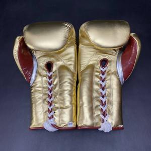 Gants de boxe professionnels neufs, personnalisés, à doigts entiers, en cuir, avec lacets au poignet, pour l'entraînement au kick-boxing - Product Image 4