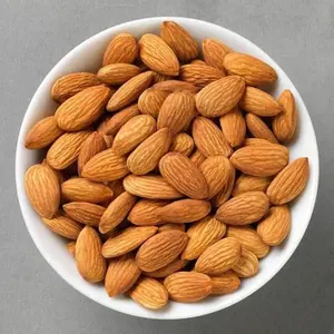 Amandes entières séchées/blanchies à la peau brune, qualité A++, 0% brisées, <6% d'humidité, prêtes à l'emploi, durée de conservation de 24 mois, Ojishths Industries - Product Image 5