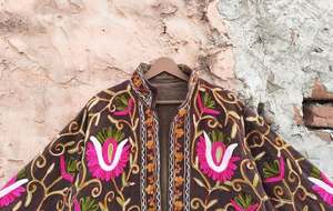 Manteau d'hiver matelassé en coton fait main avec broderie Suzani, cadeau spécial, veste bomber unisexe avec broderie florale, magnifique - Product Image 5