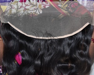 Cabello Remy virgen indio 100% cutícula brasileña alineada 13*4 tejido frontal Bodywave templo sin procesar agua india y ondas profundas - Product Image 3