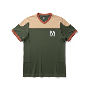Ensemble d'uniformes de football sublimés, design de maillot de football personnalisable, tenue d'équipe, équipement de match professionnel, tissu respirant - Product Image 1