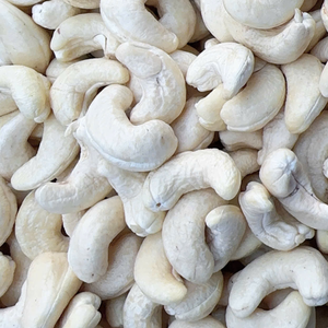 Nueces de Anacardo Crudas de Fábrica en Vietnam, WW180, WW240, WW320, LP, WS, Nueces de Anacardo 1Kg, Requisitos OEM ODM para Clientes - Product Image 1