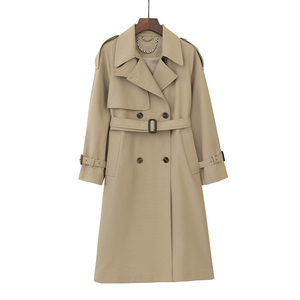 Blouson long beige pour femme, col rabattu, manches longues, double boutonnage, ceinturé, motif crânes, léger et élégant - Product Image 6