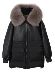 Veste d'hiver en cuir PU noir tissé avec garniture en fourrure de renard, fermeture éclair sur le devant, poches à rabat, coupe régulière, unisexe, manches longues - Product Image 5