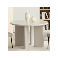 Table à manger ronde contemporaine en bois Vandana Ivory Flow 120 cm, couleur crème, design moderne pour appartement et hôtel