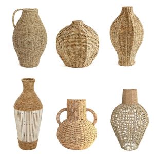 Vase en jonc de mer fait main Vietrustic pour décoration de table - Product Image 1