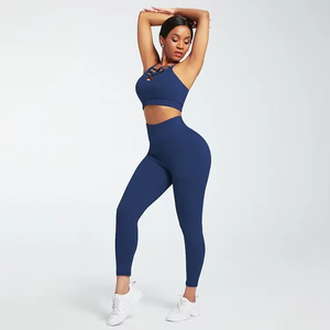 Haut court à capuche pour femme, manches longues, couleur unie, sportif, respirant, léger, en spandex et polyester, coupe régulière, pour le printemps - Product Image 5
