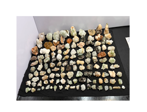 Lote de Minerales Naturales Mixtos de Apofilita Verde con Estilbita, Especímenes de Cristal Premium para Exhibición, Colección, Decoración y Regalo - Product Image 2