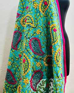 Dupatta Phulkari Fait Main, Couleurs et Motifs Assortis, Écharpes Légères Faites à la Main, Dupatta Indienne, Cadeau de Mariage Indien - Product Image 2