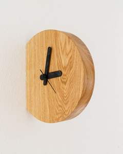 Horloge murale moderne en bois massif Art Déco, silencieuse, sans tic-tac, affichage à aiguilles à quartz, luxe minimaliste, mariage - Product Image 4
