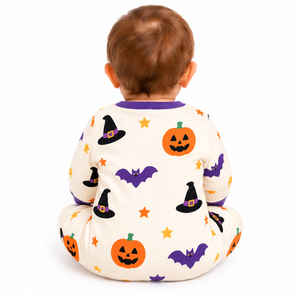 Pyjama une pièce pour bébé et tout-petit, à manches longues, boutonné sur le devant, imprimé citrouille, chauve-souris et chapeau de sorcière, thème Halloween - Product Image 6