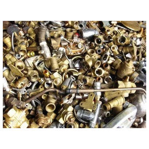 Exportateur de rebuts de laiton de haute qualité pour les usines de recyclage des métaux et les fabricants industriels de laiton - Product Image 2
