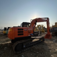Excavatrice hydraulique sur chenilles HITACHI ZX120 de 12 tonnes, très demandée, faible nombre d'heures, bon état, peinture d'origine, occasion, en stock